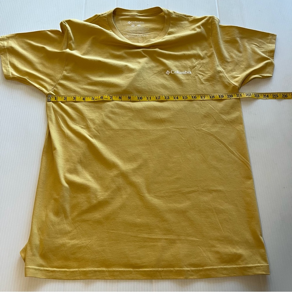 Columbia Graphics “Greater Outdoor Gear” NWTShort SleeveT-ShirtYellow Size Large - Picture 7 of 8